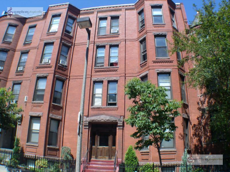 19 Symphony Rd, Fenway