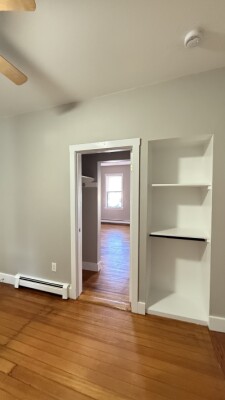 75 Division St., #1, Chelsea - ที่พักนักศึกษาในเคาน์ตี้ซัฟฟอล์ค - 1 Bed / 1 Bath